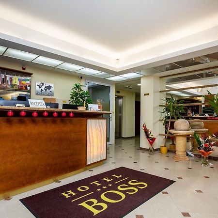 Hotel Boss ジリナ エクステリア 写真